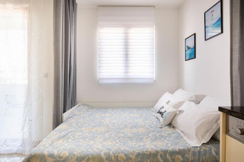 SeaEsta apartment Pool&Beach Slatine Exterior foto